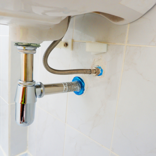 temporary and permanent fixes offered by our emergency plumbers